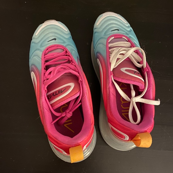 BEAUTIFUL NIKE 720s - Picture 6 of 6